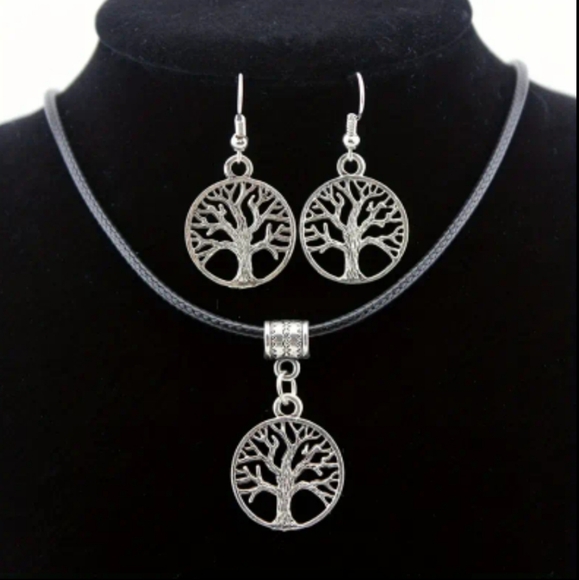 3 Piece Vintage Tree Of Life Necklace/Earring Set. NWOT - Picture 1 of 4